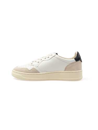 Picture of AUTRY | Medalist Low Women's Sneakers In Leather And Suede