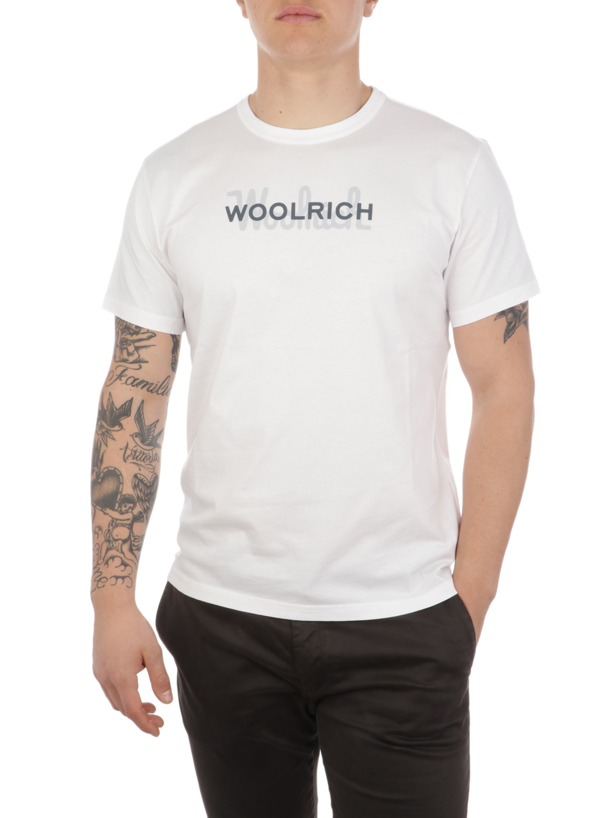 WOOLRICH T-Shirt Uomo Macro Logo in Cotone Bright White | WOTE0048MR |  Botta \u0026 B Abbigliamento
