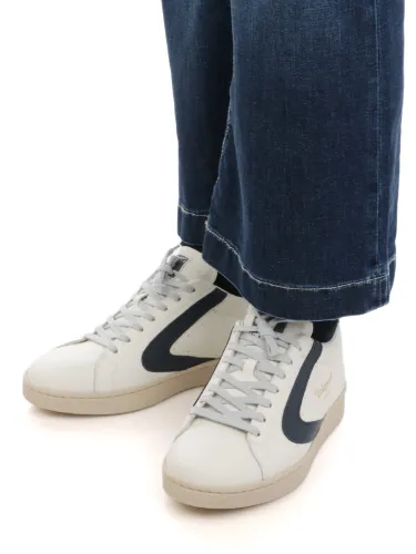 Picture of LATINO' | Women's Guenda Flared Jeans