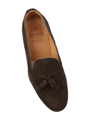 Immagine di BERWICK 1707 | Mocassino Uomo in Suede con Nappine