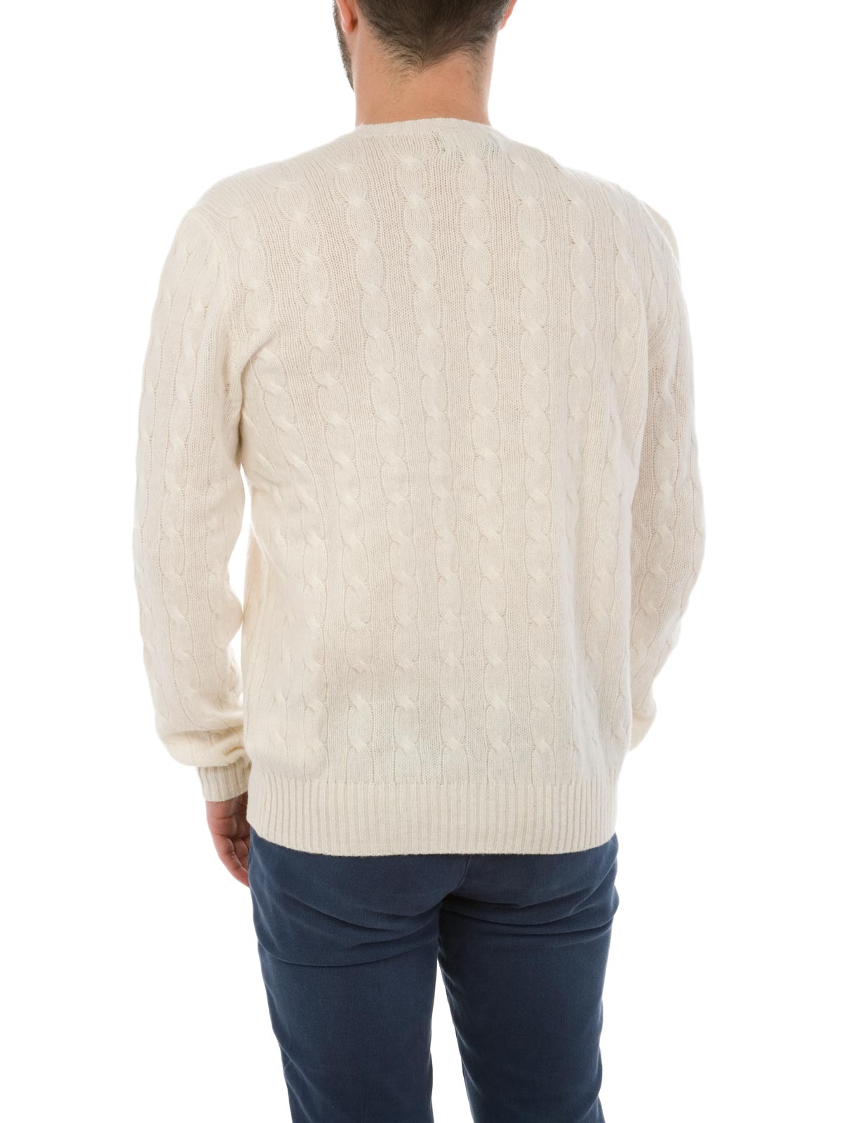 Trecce a maglia Un nuovo modello di maglia ai ferri disponibile come pattern singolo su Ravelry: Passione Trecce. Delicato ed elegante, è perfetto per tutte le stagioni e lavorare a maglia questo capo è divertente e veloce. Con una costruzione destrutturata la maglia ai ferri ha un nuovo look moderno e trendy, perfetto per tutte le forme fisiche.