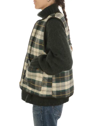 Picture of Barbour | Nunwell Reversible Quilt Liner