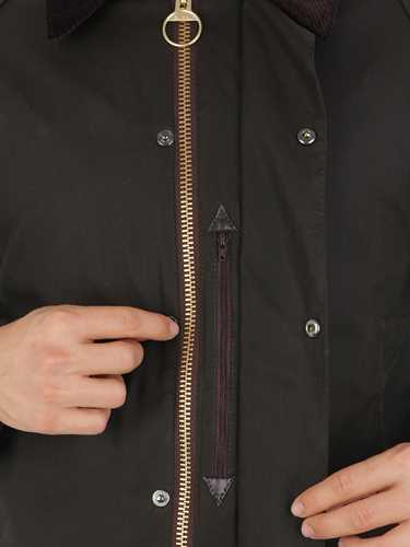 Immagine di BARBOUR | Giubbotto Uomo Beaufort Wax