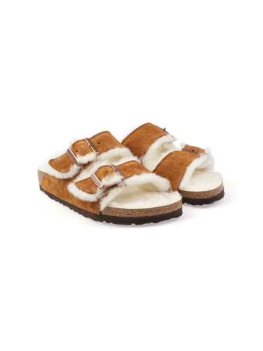 Picture of BIRKENSTOCK | Women's Arizona Shearling Slippers