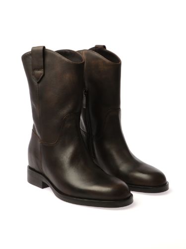 Immagine di Carmens | Kim Low Aspo