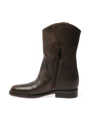 Immagine di Carmens | Kim Low Aspo